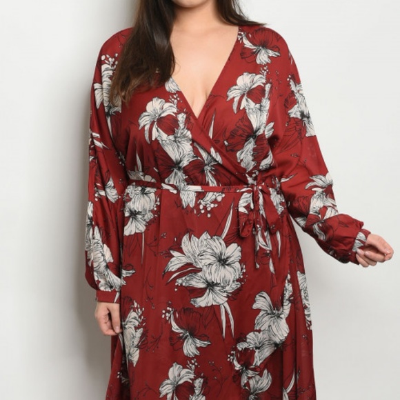 LAST CHANCE Wine Red Floral Plus Wrap Dress NWT - Picture 2 of 6